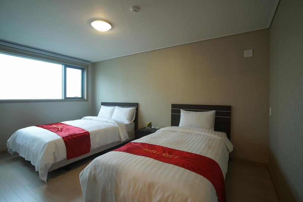 ג'גו R&T Hotel חדר תמונה