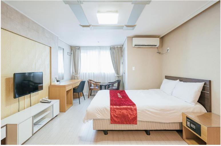 ג'גו R&T Hotel מראה חיצוני תמונה