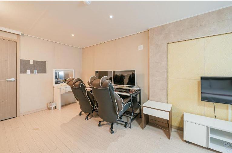 ג'גו R&T Hotel מראה חיצוני תמונה