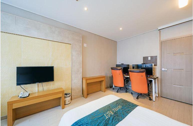 ג'גו R&T Hotel מראה חיצוני תמונה